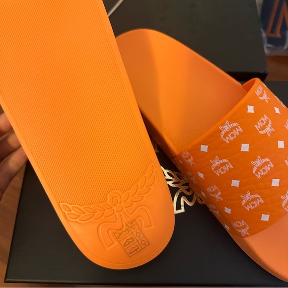 - Mens Monogram Print Rubber Slides Shoes Persimmon Orange/White - Picture 4 of 6